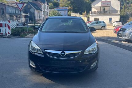 Opel Astra 189.000 km 2.599 € Wetter Ruhr 58300