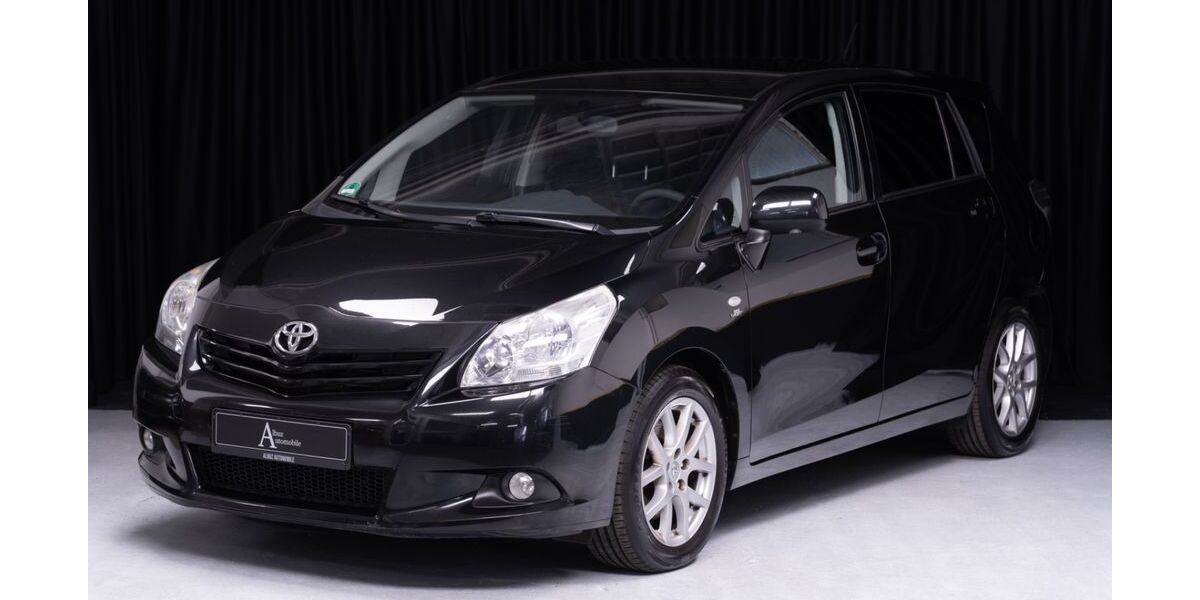 Toyota Verso 230.911 km 5.499 € Düsseldorf 40211