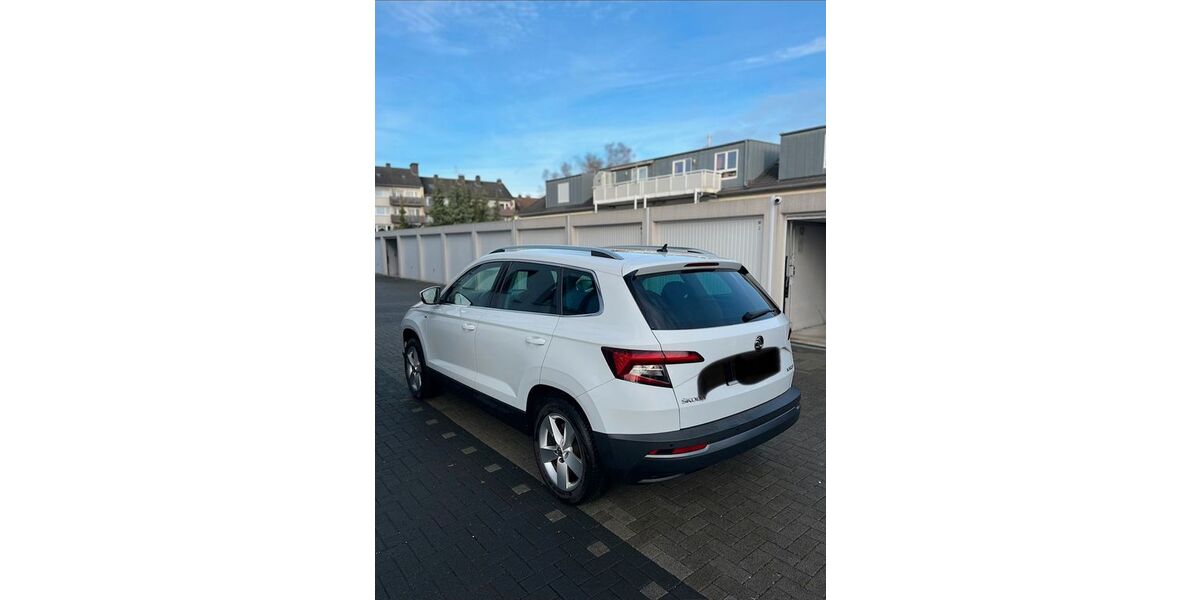 Skoda Karoq 97.256 km 17.500 € Velbert 42553