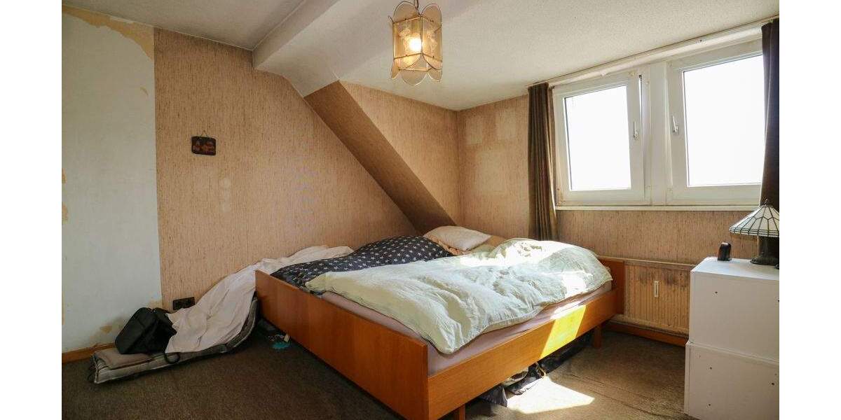 Mehrfamilienhaus, Wohnhaus Neuss Dreikönigenviertel - 6 Zimmer, 132 m&sup2;, 350.000&euro; | Angebot:25736790