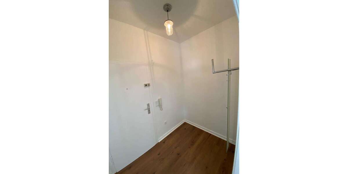 D-Zoo, möbl. 2 Zi. ETW, ruhig und Zentral in Einkaufsstraße , ca. 40qm Wfl., 8qm Keller - Appartement Düsseldorf Stadtbezirk 2 | Angebot:26844882