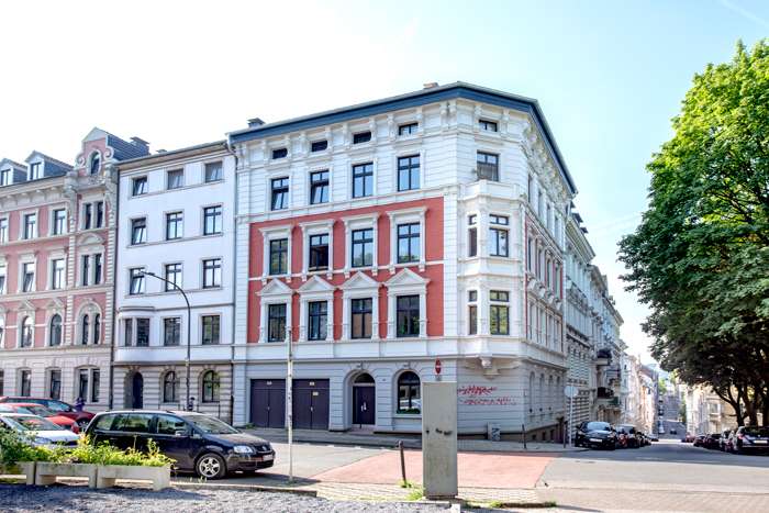 Wohnung zum Mieten in Wuppertal 359 € 39.82 m²