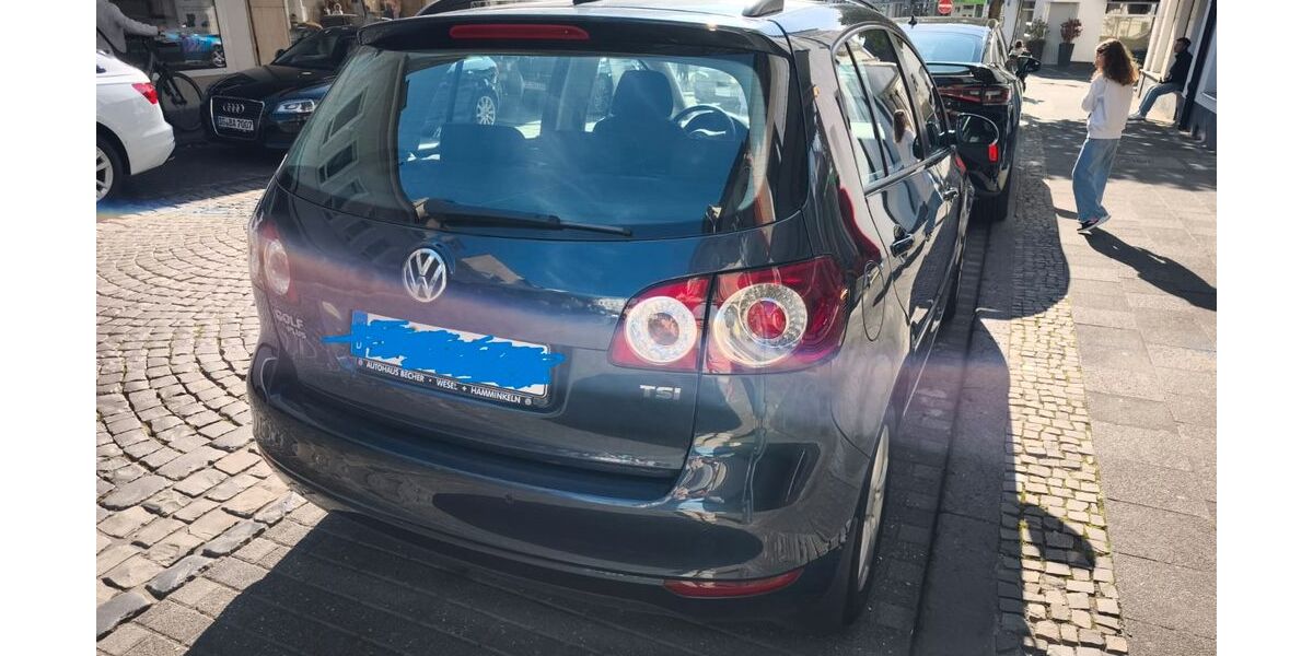 VW Golf Plus 133.000 km 4.700 &euro; Solingen 42659