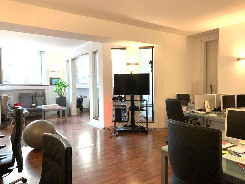 Büro in Köln 2.688 € 168 m²