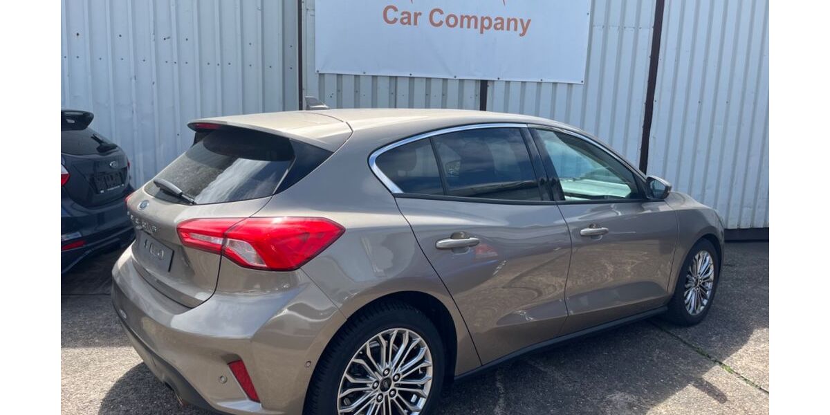 Ford Focus 95.665 km 9.900 &euro; Pulheim 50259