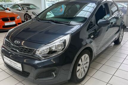 Kia Rio 157.748 km 5.980 € Gevelsberg 58285