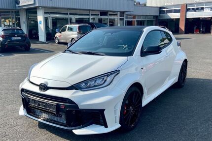 Toyota Yaris 7.000 km 45.900 &euro; Düsseldorf 40629