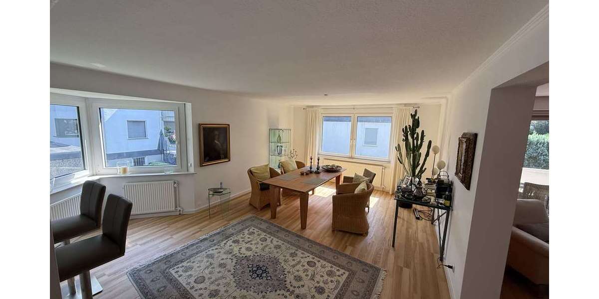 Etagenwohnung Solingen Central - 3 Zimmer, 94 m&sup2;, 359.000&euro; | Angebot:24771064