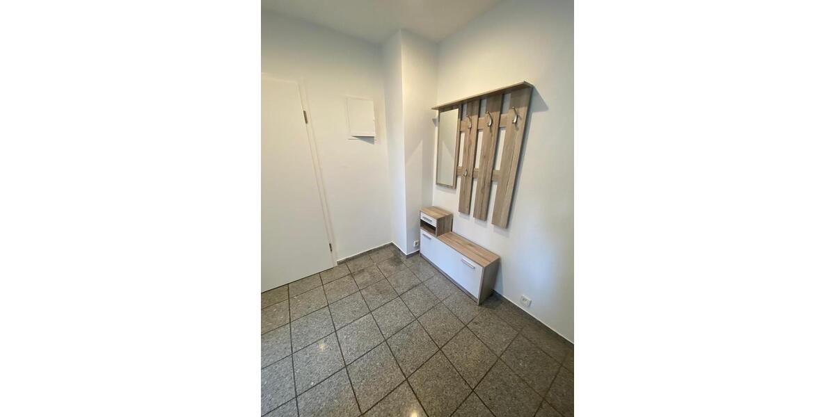 Etagenwohnung Velbert - 4 Zimmer, 90 m&sup2;, 1.120&euro; | Angebot:24829698