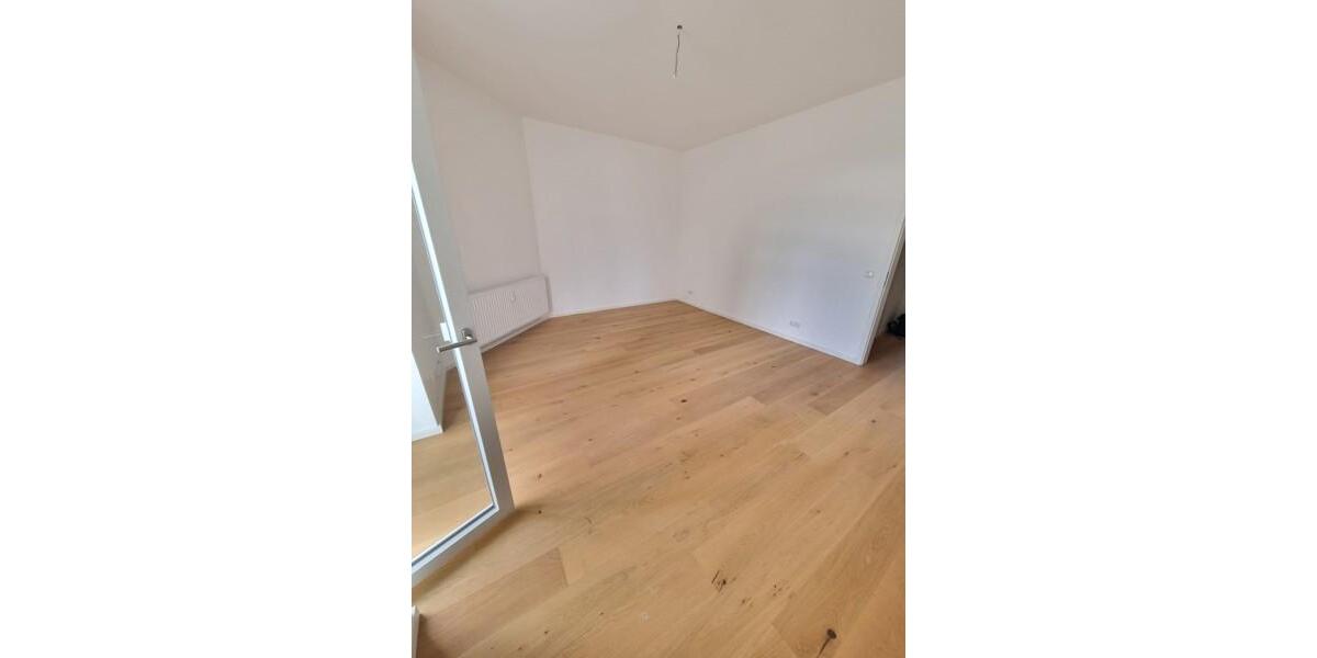 Etagenwohnung Düsseldorf Flingern Süd - 2 Zimmer, 67 m&sup2;, 1.125&euro; | Angebot:24723617