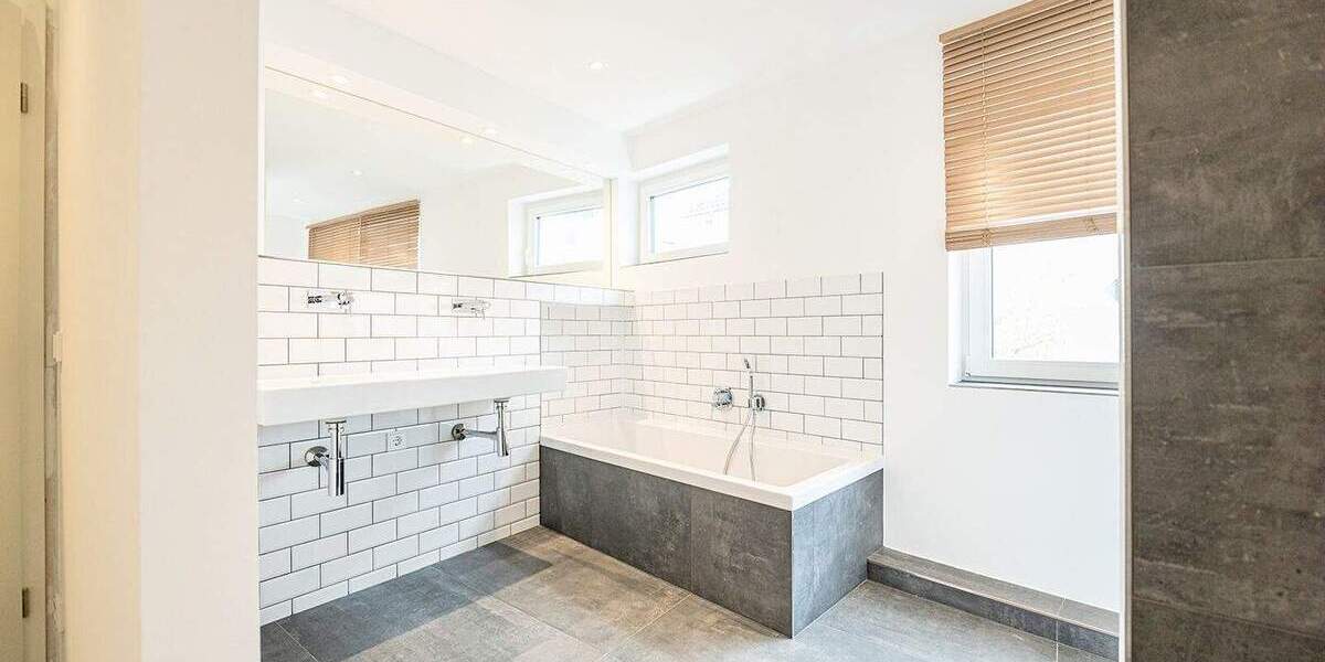 Etagenwohnung Hilden - 3 Zimmer, 122 m&sup2;, 2.340&euro; | Angebot:25738216