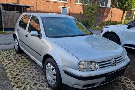 VW Golf 203.000 km 1.600 &euro; leverkusen 51381