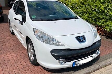Peugeot 207 156.020 km 1.790 &euro; Düsseldorf 40472