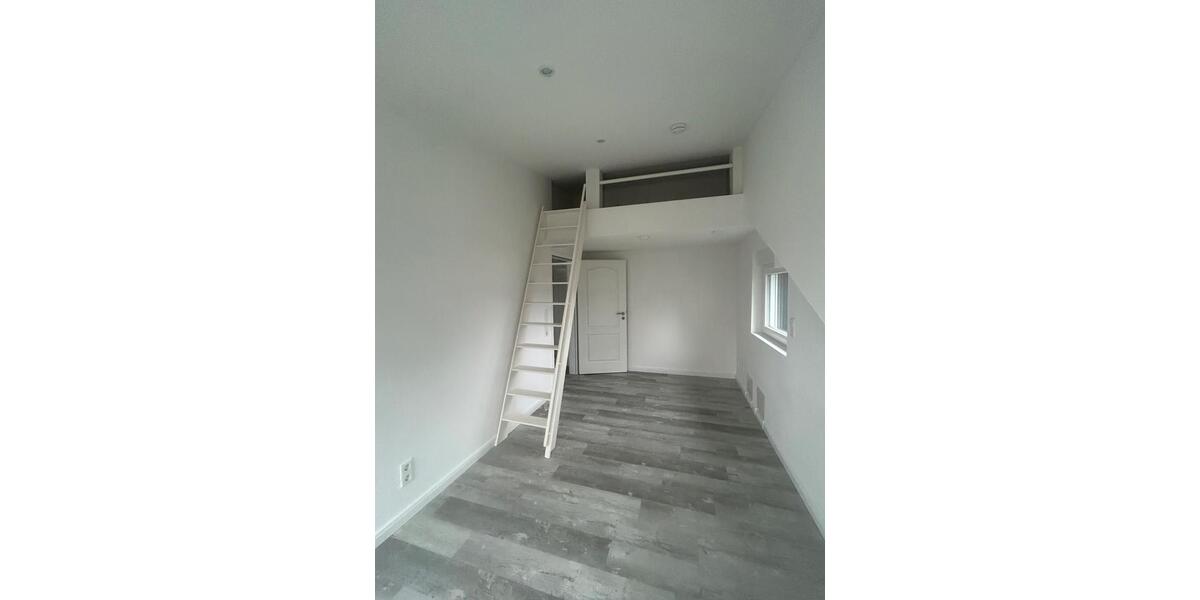 Dachgeschoßwohnung Remscheid Remscheid-Süd - 3 Zimmer, 61 m&sup2;, 783&euro; | Angebot:24854725