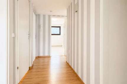 Wohnung Köln Rodenkirchen - 4 Zimmer, 80 m&sup2;, 245.000&euro; | Angebot:27019632