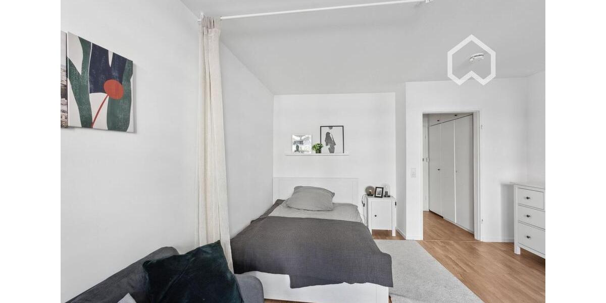 Etagenwohnung Düsseldorf Derendorf - 1 Zimmer, 30 m&sup2;, 1.200&euro; | Angebot:25943727