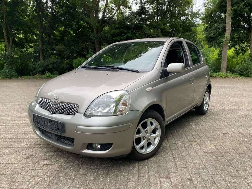 Yaris