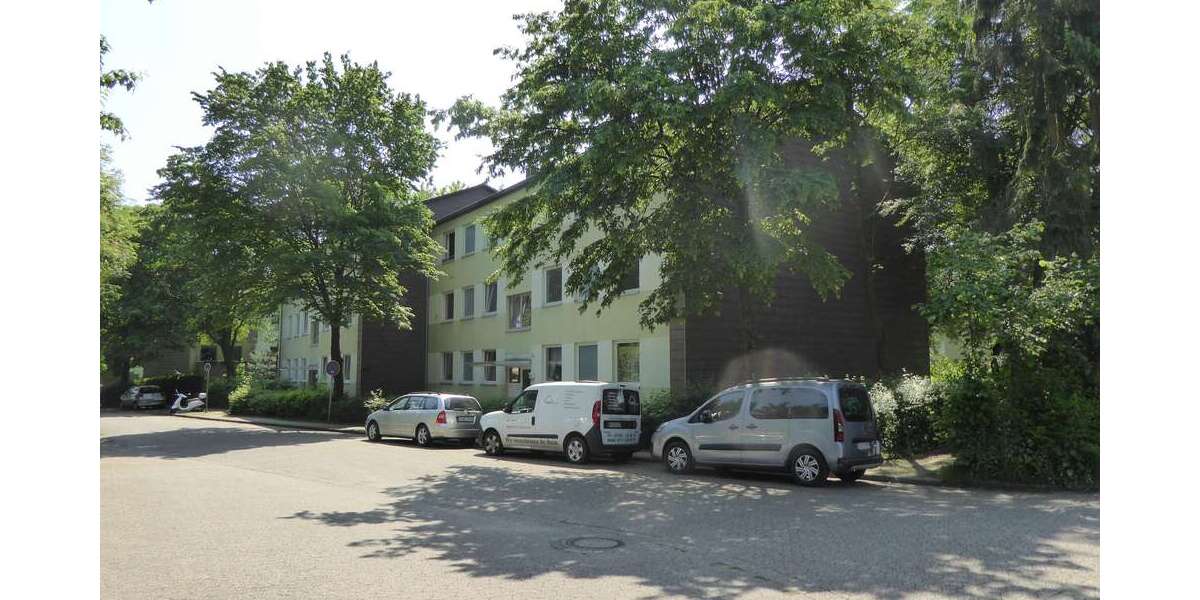 Wohnung zum Mieten in Düsseldorf 885 € 78 m² 4 zimmer