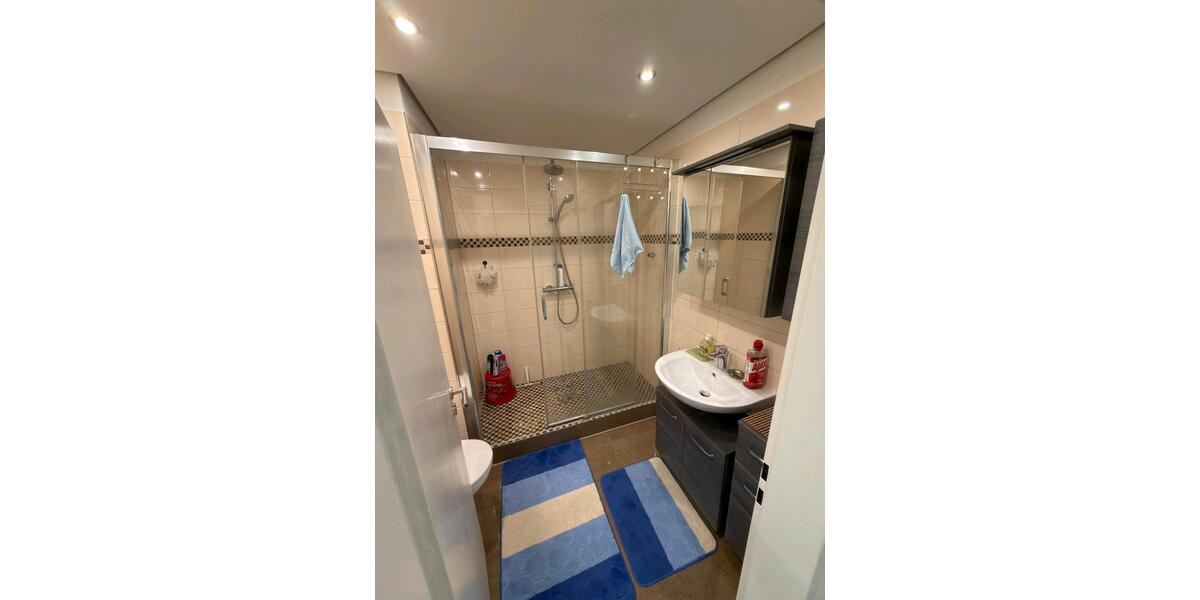 Etagenwohnung Leverkusen Bergisch Neukirchen - 4 Zimmer, 84 m&sup2;, 280.000&euro; | Angebot:24646498