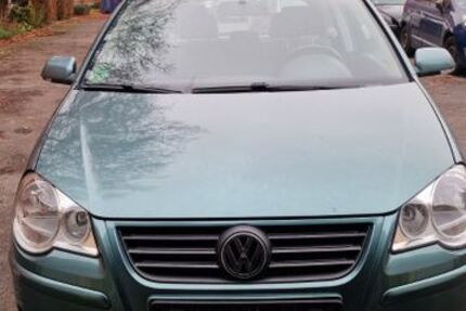 VW Polo 89.967 km 2.300 &euro; Köln 50676