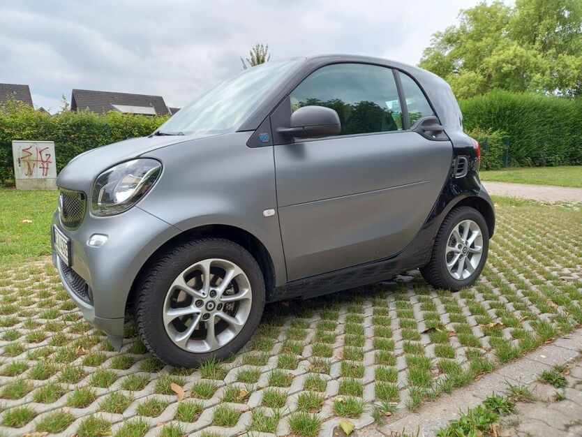 Smart ForTwo 49.100 km 7.750 € Rommerskirchen 41569