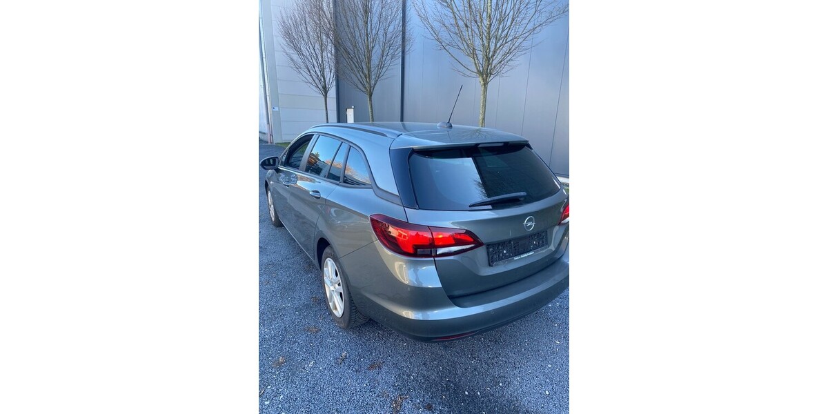 Opel Astra K Sports1.5CDTI.NAVI.VOLL-LED.PDC.11/20 108.000 km 6.990 &euro; Hilden 40721