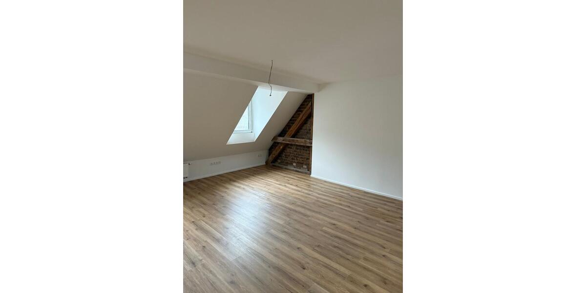 Dachgeschoßwohnung Köln Innenstadt - 2 Zimmer, 112 m&sup2;, 2.400&euro; | Angebot:24564873