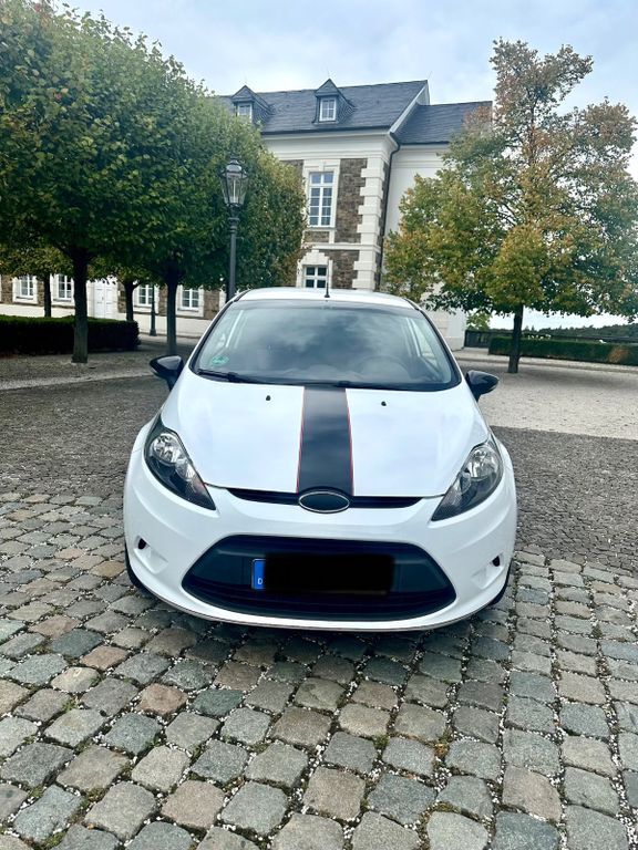 Ford Fiesta 168.000 km 2.500 € Bergisch Gladbach 51427