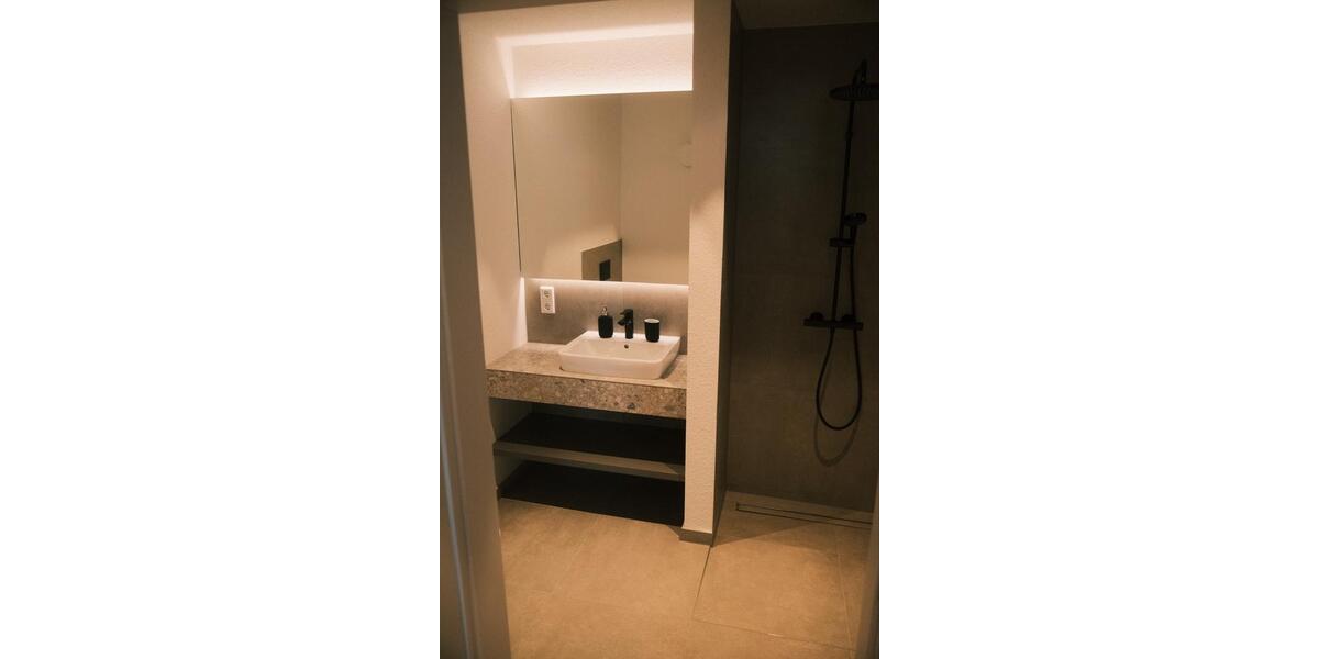 Etagenwohnung Düsseldorf Flingern Süd - 1 Zimmer, 21 m&sup2;, 798&euro; | Angebot:24803269