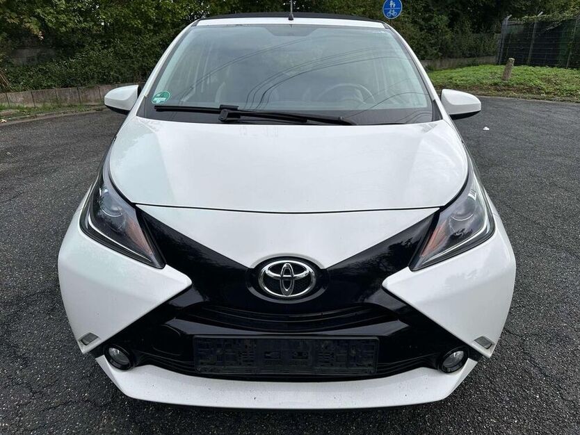 Aygo (X)