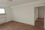 Etagenwohnung Solingen Höhscheid - 1 Zimmer, 340 m&sup2;, 340&euro; | Angebot:24577456