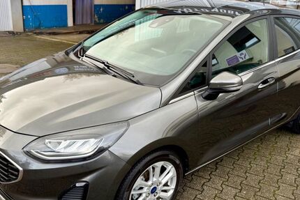 Ford Fiesta 14.087 km 15.950 &euro; Ratingen (Nähe Düsseldorf) 40883
