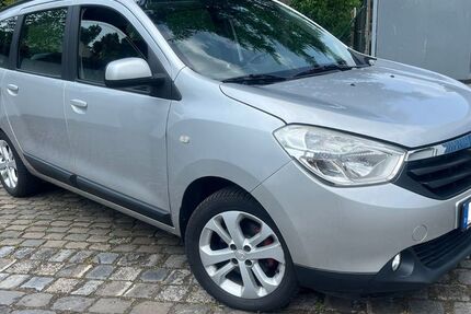 Dacia Lodgy 66.000 km 6.900 € Düsseldorf 40597
