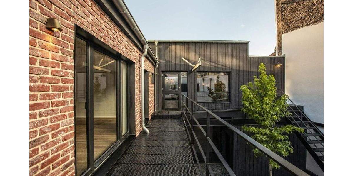 Mehrfamilienhaus, Wohnhaus Düsseldorf Friedrichstadt - 8 Zimmer, 360 m&sup2;, 3.950.000&euro; | Angebot:24685605