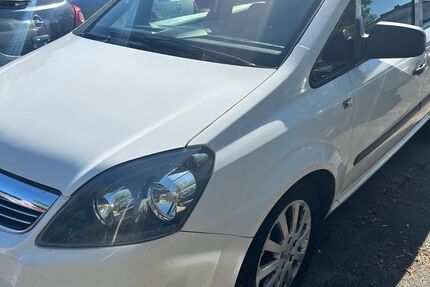 Opel Zafira 221.000 km 2.999 &euro; Köln 51145