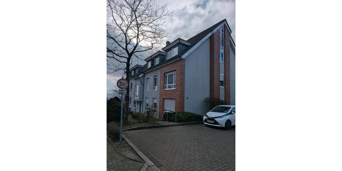 Dachgeschoßwohnung Wuppertal Eckbusch - 2 Zimmer, 58 m&sup2;, 560&euro; | Angebot:24739648