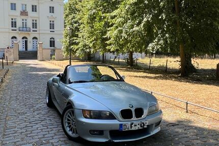 BMW Z3 153.475 km 15.950 &euro; Düsseldorf 40589