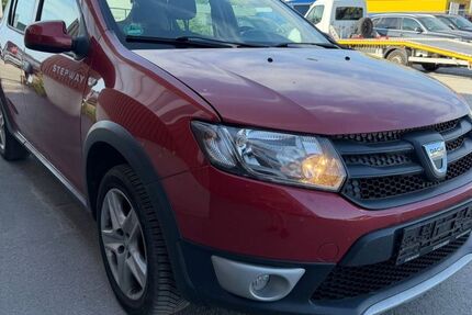 Dacia Sandero 198.000 km 3.050 &euro; Wuppertal 42389