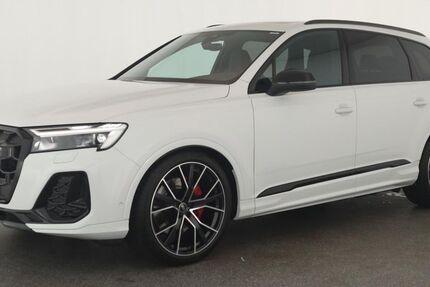 Audi Q7 9.900 km 81.884 € Neuss 41460