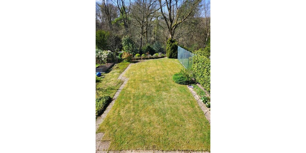 Reihenhaus Düsseldorf Stadtbezirk 7 - 6 Zimmer, 160 m&sup2;, 2.700&euro; | Angebot:24695743