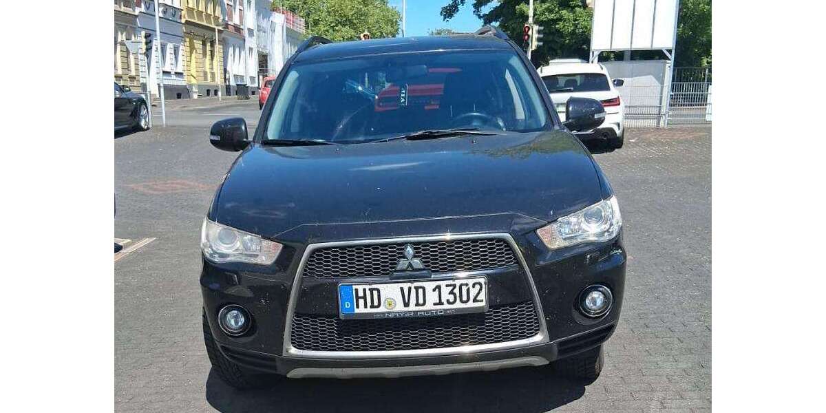 Mitsubishi Outlander 292.000 km 4.000 &euro; Solingen 42655