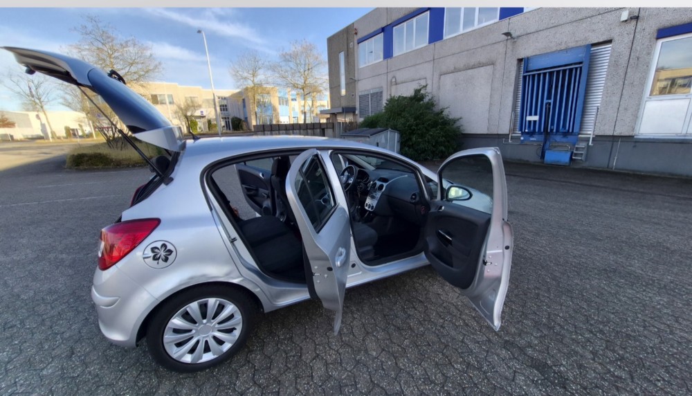 Opel Corsa D 163.000 km 1.900 &euro; Hilden 40721