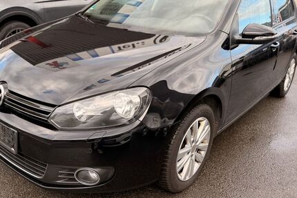 VW Golf 192.000 km 4.900 &euro; Remscheid 42853