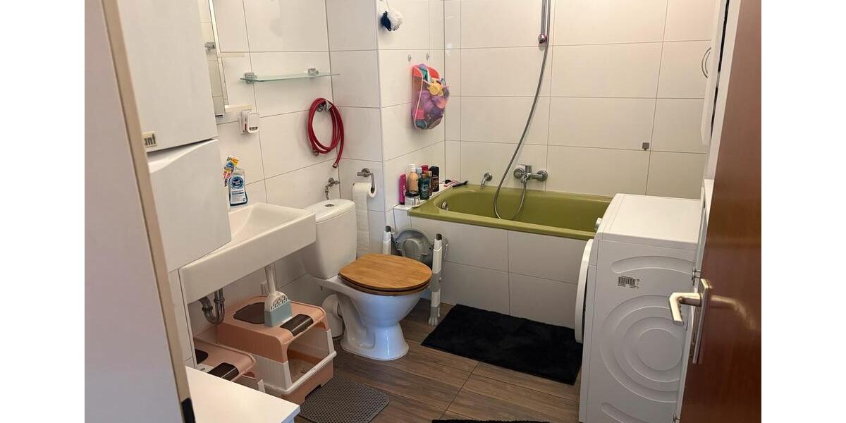 Etagenwohnung Wuppertal Gemarkung Langerfeld - 3 Zimmer, 80 m&sup2;, 860&euro; | Angebot:24766574