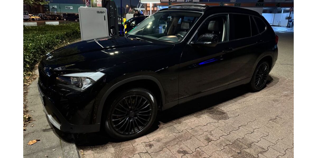 BMW X1 205.000 km 11.799 € Düsseldorf 40231