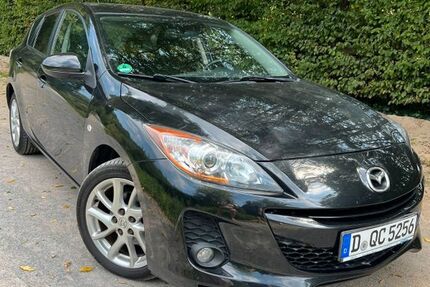Mazda 3 177.000 km 5.700 &euro; Düsseldorf 40229