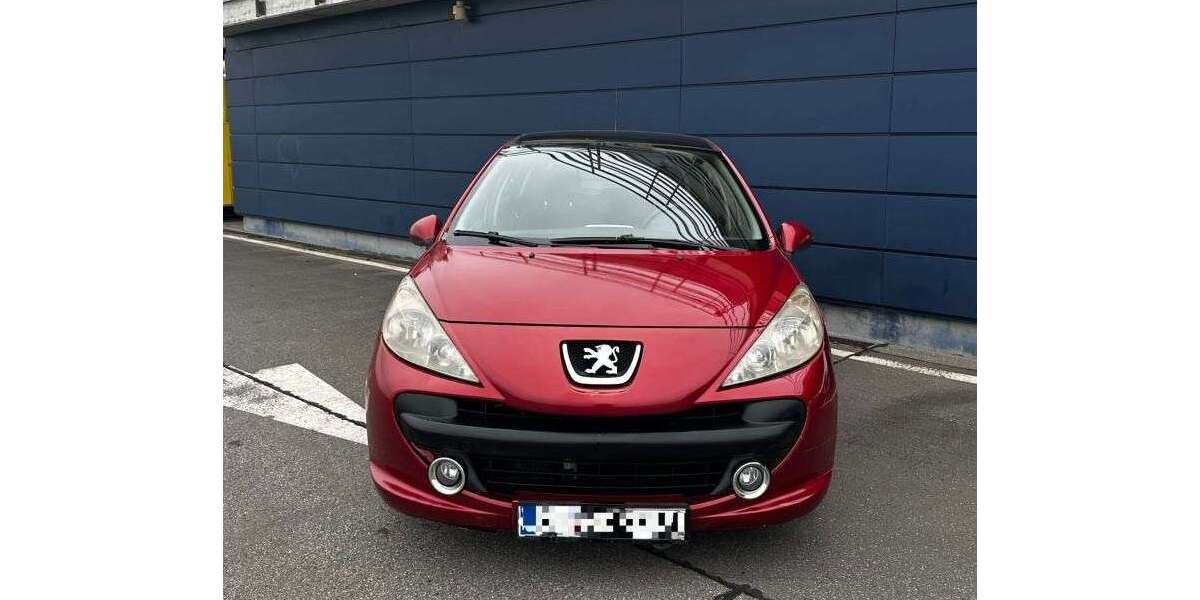 Peugeot 207 120.000 km 2.590 &euro; Marienburg (Köln) 50968
