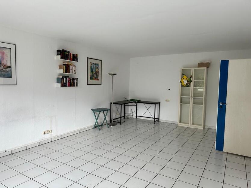 Einfamilienhaus in Frankfurt-Harheim, Garten, Garage - BEFRISTET zimmer