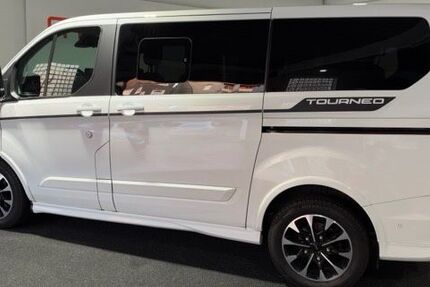 Ford Tourneo Custom 150.000 km 26.500 &euro; Remscheid 42859