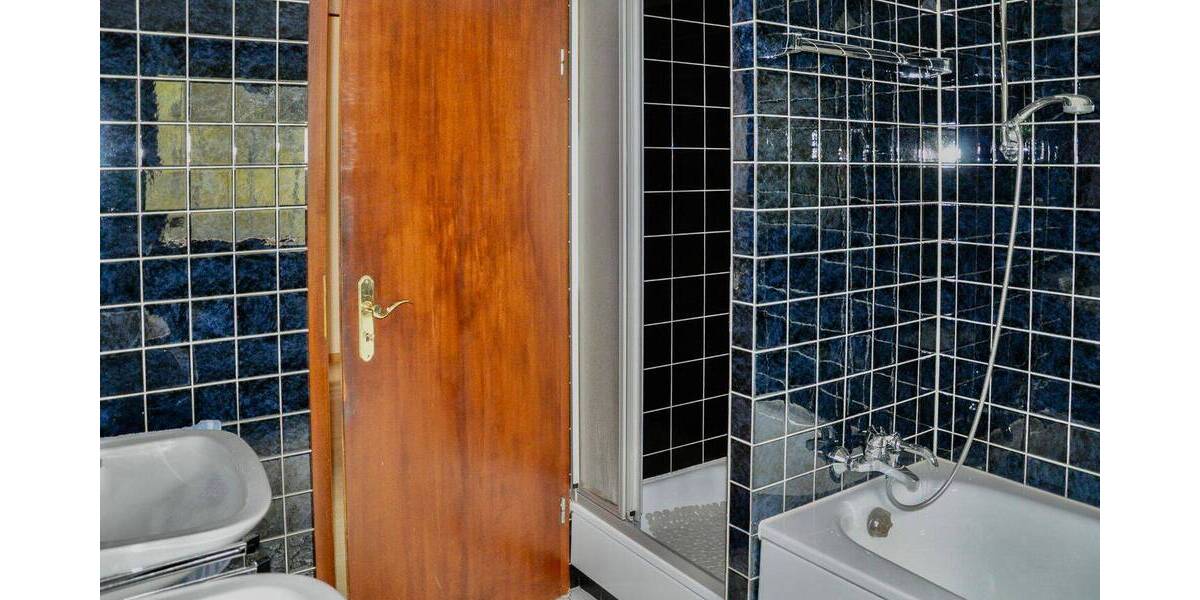 Einfamilienhaus Overath - 7 Zimmer, 117 m&sup2;, 299.000&euro; | Angebot:25937590